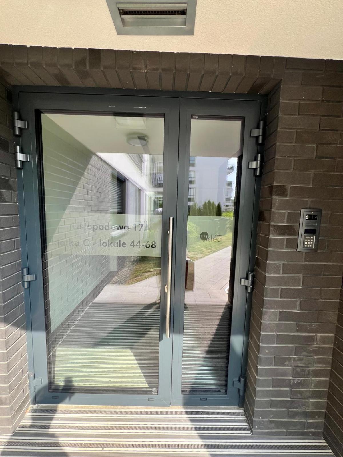 Mieszkanie Blisko Radomskiego Centrum Onkologii Exterior foto
